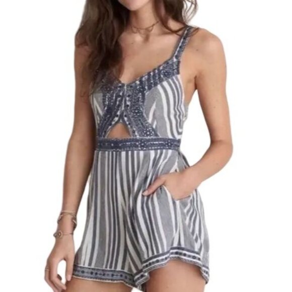 American Eagle Outfitters Striped V-Neck Cutout Embroidered Romper Size Medium - Picture 1 of 11